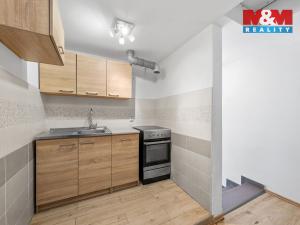 Prodej rodinného domu, Horní Blatná, Vančurova, 230 m2