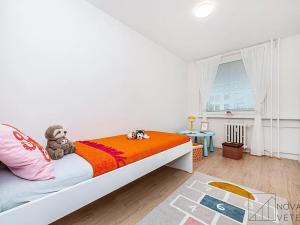 Prodej bytu 5+kk, Praha - Bohnice, Feřtekova, 88 m2