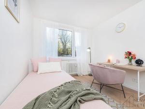 Prodej bytu 5+kk, Praha - Bohnice, Feřtekova, 88 m2