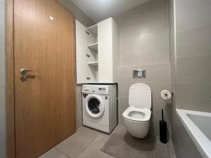 Pronájem bytu 2+kk, Praha - Holešovice, Argentinská, 52 m2