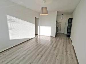 Prodej bytu 2+kk, Praha - Střížkov, Roudnická, 56 m2