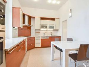 Pronájem bytu 3+1, Olomouc, Legionářská, 104 m2