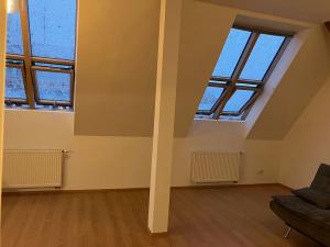 Pronájem bytu 1+kk, Praha - Libeň, Lindnerova, 37 m2