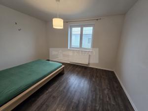 Pronájem bytu 4+kk, Český Brod, Na Blatech, 90 m2