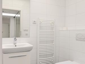 Pronájem bytu 3+kk, Praha - Libeň, Sokolovská, 61 m2