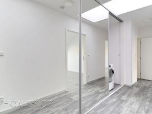 Pronájem bytu 3+kk, Praha - Libeň, Sokolovská, 61 m2
