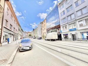 Pronájem obchodního prostoru, Brno, Pekařská, 111 m2