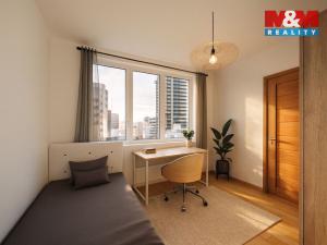 Prodej bytu 2+1, České Budějovice - České Budějovice 3, Pražská tř., 65 m2