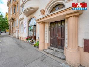 Pronájem bytu 3+1, Plzeň - Jižní Předměstí, Klatovská třída, 100 m2