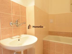 Pronájem bytu 2+1, Praha - Nusle, U gymnázia, 65 m2