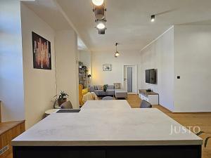 Prodej bytu 4+kk, Písek, Velké náměstí, 113 m2