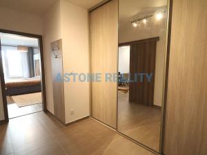 Prodej bytu 2+kk, Praha - Strašnice, Zvěřinova, 121 m2