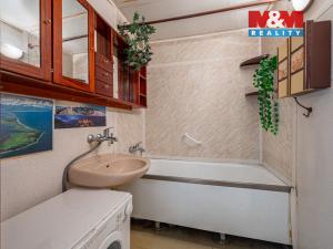 Prodej bytu 3+1, Praha - Bohnice, Poznaňská, 69 m2