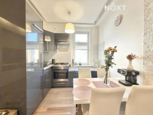 Prodej bytu 2+kk, Praha - Libeň, Na stráži, 49 m2