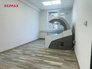 Pronájem obchodního prostoru, Praha - Braník, Údolní, 18 m2