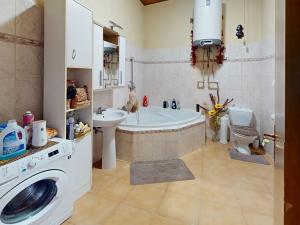 Prodej rodinného domu, Vojkovice, 200 m2