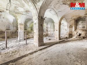 Prodej komerčního pozemku, Zvoleněves, 18484 m2