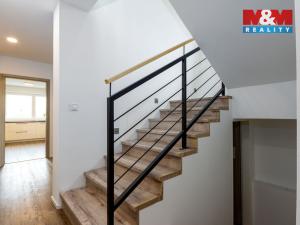 Prodej rodinného domu, Hrabyně, 188 m2