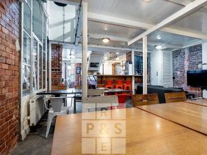 Prodej obchodního prostoru, Praha - Smíchov, Zborovská, 186 m2