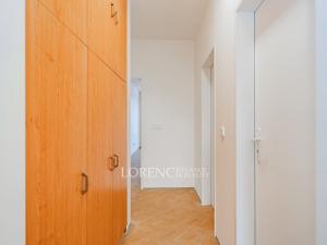 Prodej bytu 3+kk, Praha - Kbely, Toužimská, 69 m2