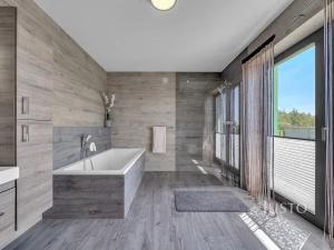 Prodej vily, Stará Huť, 188 m2