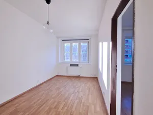 Pronájem bytu 2+kk, Praha - Braník, Ke Krči, 42 m2