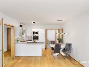 Prodej bytu 3+kk, Praha - Dolní Chabry, K Beranovu, 84 m2