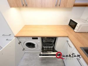 Pronájem bytu 2+kk, Praha, Remízková, 53 m2