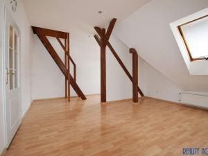 Pronájem bytu 2+1, Ústí nad Labem - Krásné Březno, Drážďanská, 75 m2