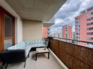 Pronájem bytu 3+kk, Praha - Čakovice, Bermanova, 81 m2