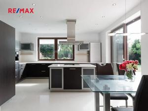 Prodej rodinného domu, Říčany, Tulipánová, 260 m2