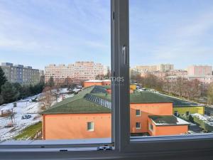 Pronájem bytu 2+kk, Praha - Řepy, Nevanova, 44 m2