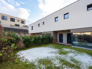 Pronájem bytu 2+kk, Praha, Na Komořsku, 55 m2