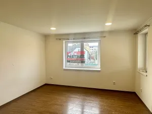 Pronájem bytu 1+kk, Horoměřice, M. Alše, 35 m2