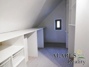 Prodej rodinného domu, Dolní Lochov, 190 m2