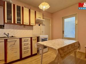 Prodej bytu 3+1, Dubňany, Nám. 15.dubna, 62 m2