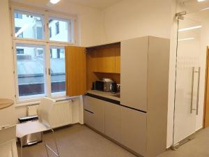 Pronájem kanceláře, Brno, Jakubské náměstí, 71 m2