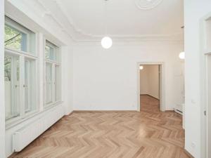 Pronájem bytu 2+kk, Praha - Vinohrady, Balbínova, 59 m2
