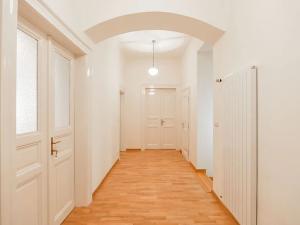 Pronájem bytu 3+1, Praha - Vinohrady, Mánesova, 118 m2