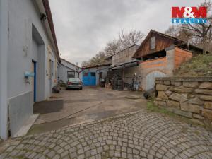 Prodej obchodního prostoru, Šarovy, 400 m2