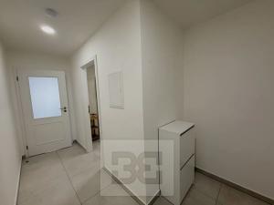 Pronájem bytu 2+kk, Praha - Vinohrady, Varšavská, 48 m2