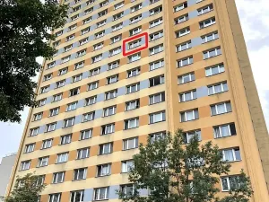 Prodej bytu 1+kk, Praha - Háje, Hlavatého, 27 m2