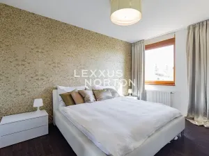 Pronájem bytu 2+kk, Praha - Smíchov, Na Císařce, 58 m2