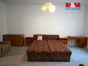 Pronájem bytu 2+1, Jindřichův Hradec - Jindřichův Hradec I, Panská, 80 m2