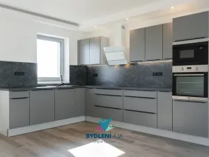 Prodej rodinného domu, Dubí, V Aleji, 206 m2