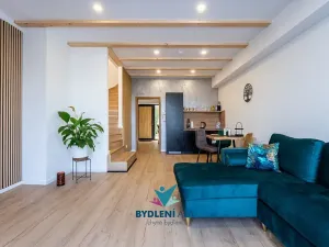 Prodej rodinného domu, Bystřany, 284 m2