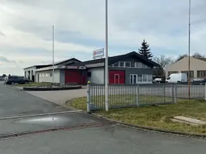 Pronájem obchodního prostoru, Hradec Králové, Vlčkovická, 700 m2