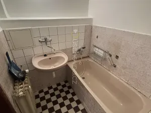 Prodej bytu 2+1, Hradec Králové, Puškinova, 66 m2