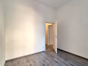 Pronájem bytu 3+kk, Praha - Holešovice, Na Maninách, 57 m2