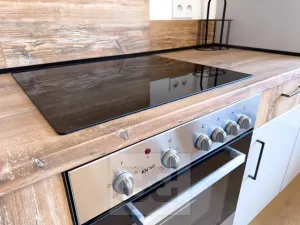 Pronájem bytu 2+kk, Liberec, Česká, 40 m2